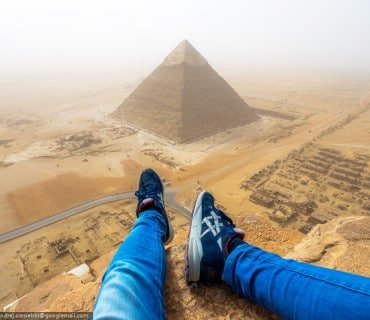 Joven alemán se graba escalando ilegalmente la pirámide de Giza